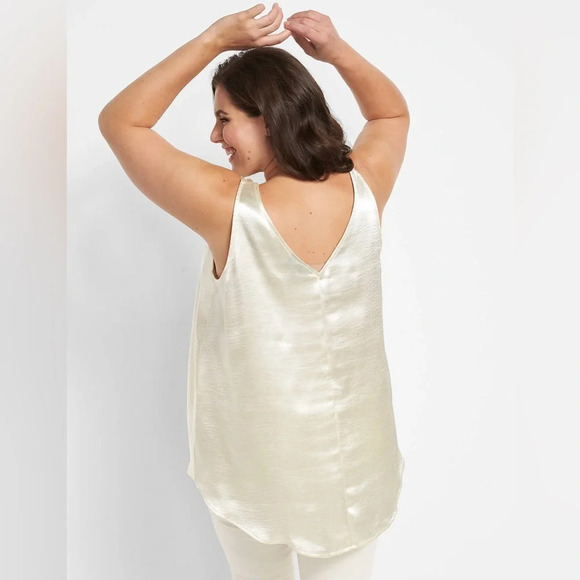 ☘️ NWT Lane Bryant V-Neck Satin Tank, Size 18, Egnet - Picture 2 of 7